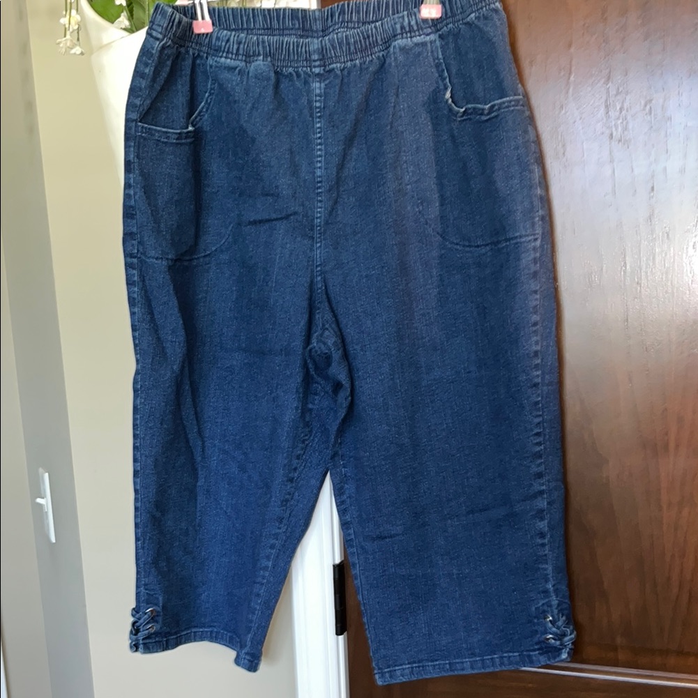 Croft & Barrow Blue Ankle Cropped Jeans